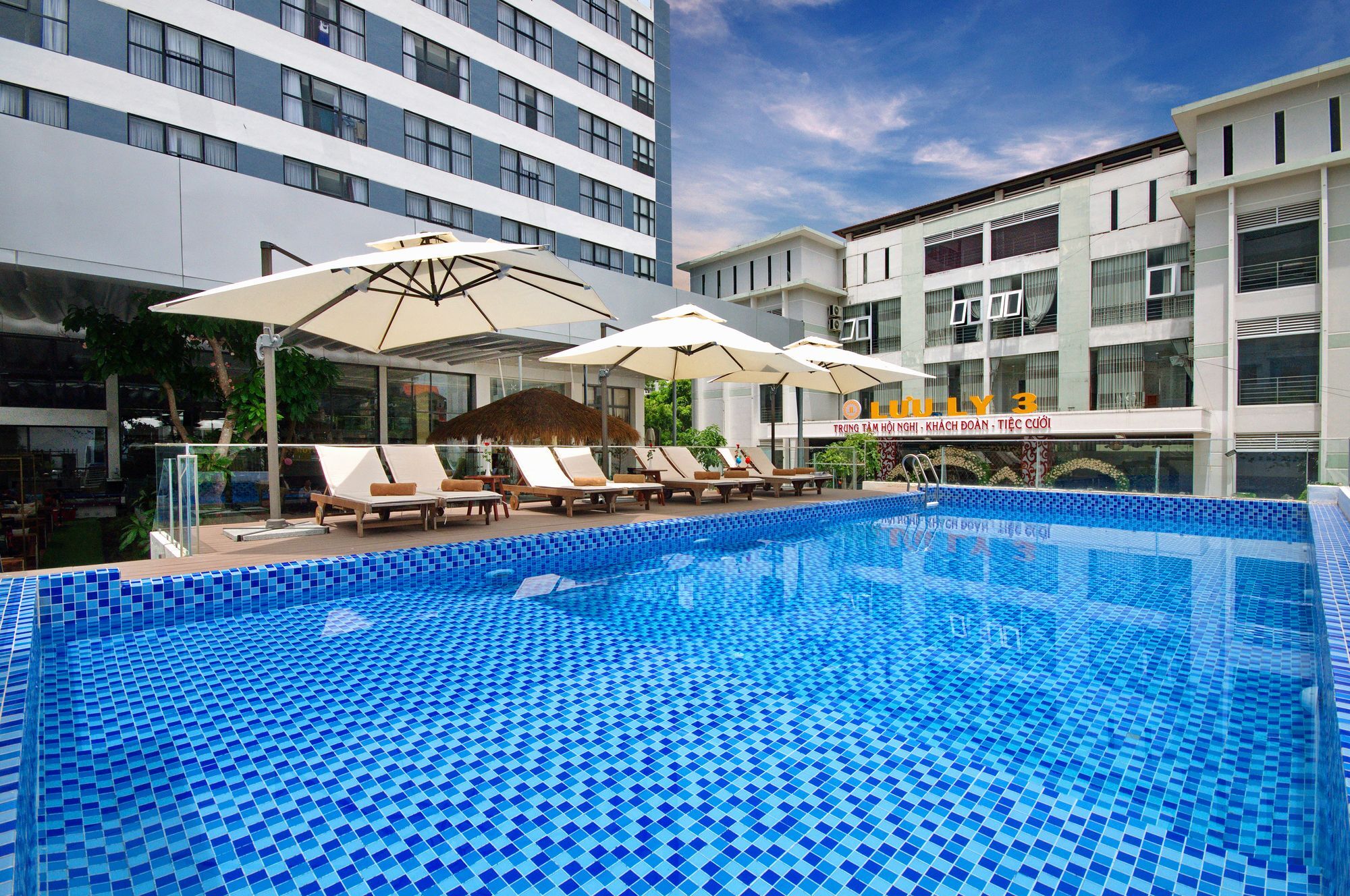 Aries Hotel Nha Trang Exterior foto